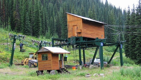 summit-bottom%20station